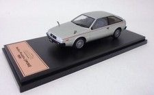 Modellino auto Isuzu Piazza