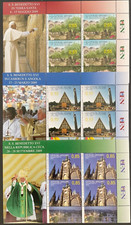 Vaticano 2010 i viaggi del Papa serie completa mnh in foglietto