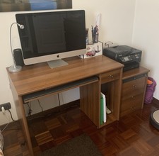 Scrivania PC ripiano estraibile con cassettiera noce scuro