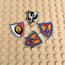 LEGO CASTLE KNIGHT  SCUDI COLORATI ROTTI SECONDA SCELTA 4PZ