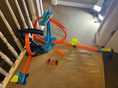 Hot wheels track - wheels,