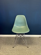 Vitra Eames Sedia Laterale in