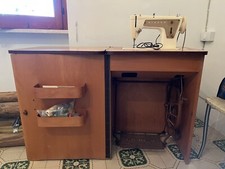 MACCHINA DA CUCIRE SINGER  A