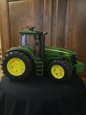 BRUDER 1:16  TRATTORE JOHN DEERE  7930  