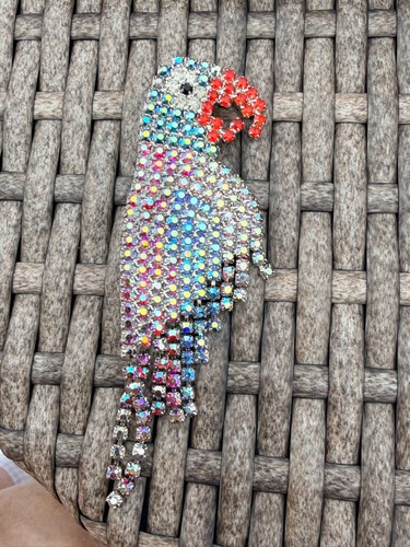 Spilla pappagallo strass