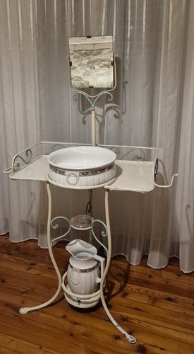 Toeletta vintage con lavabo - toeletta,
