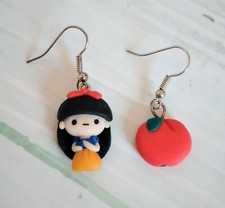 orecchini Biancaneve mela favola fiaba bambolina fimo disney principessa kawaii