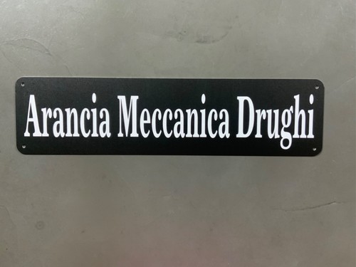 Targa metallo arancia - in,