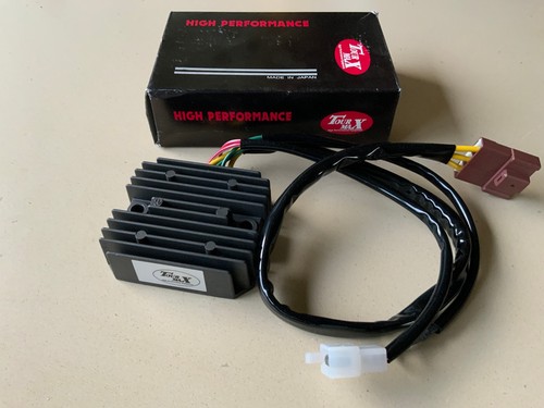 Regolatore raddrizzatore per - regolatore,