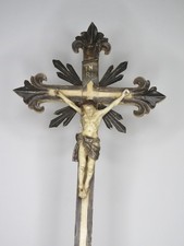 Crocifisso d’altare in legno