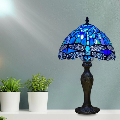Tiffany style table lamp - style,