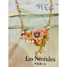 🌸✨ Les Néréides Collier