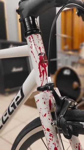 Set telaio pista fatto - , mano