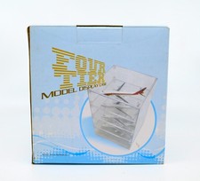 Witty AS-001-4, Vetrina