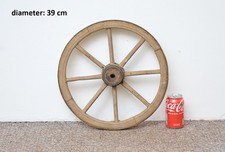 Vecchio carrello in legno