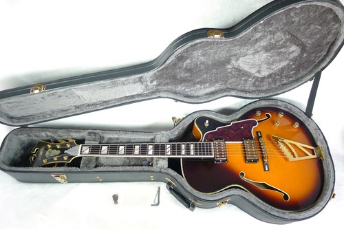 Case queen 2006 angelico - case, d'angelico