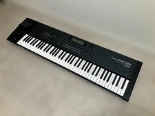 Roland XP-80 Synthesizer