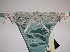 Perizoma nuovo con etichette