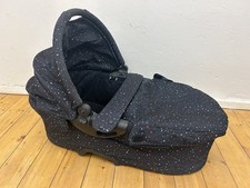 Henrik Vibskov Design