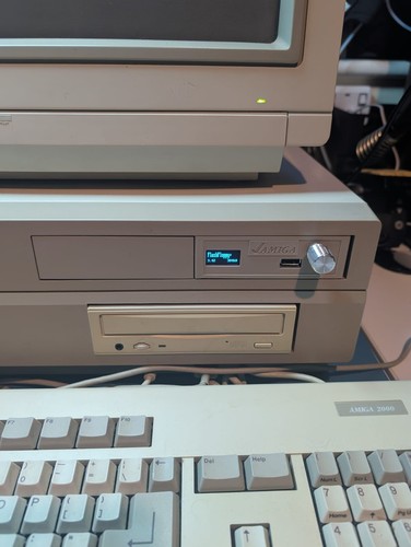 Amiga a2000 gotek - amiga,