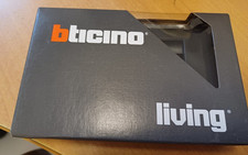 PLACCA BTICINO LIVING 4713GR