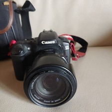 Foto camera Canon EOS 20D obiettivo 17/85mm 1:4-5,6 USM