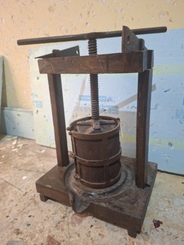 Antico torchio pressa in - antico,