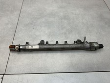 Tubo linea guida carburante