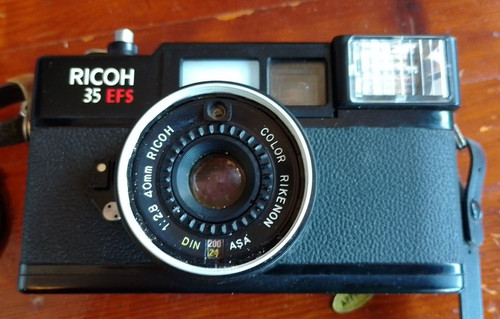 Ricoh efs point and - 35,