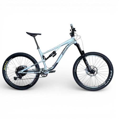 Mountain bike bird - bike, aeris