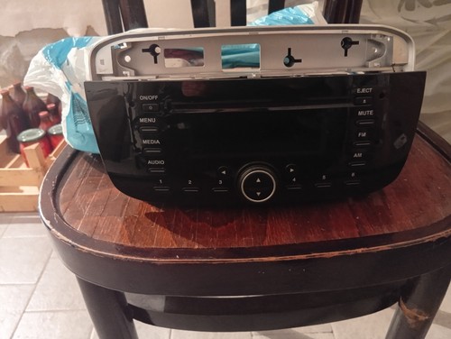 Stereo auto originale punto - stereo,
