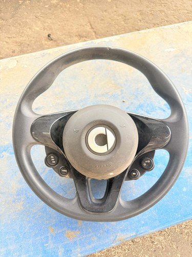 Volante usato con - , comandi