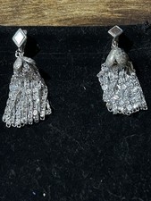 Orecchini pendenti clip lampadario vintage Sarah Coventry 'Silvery Cascade' anni '60