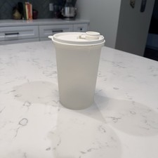 Tupperware 32 once Mega