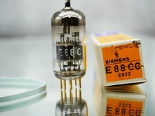 1x E88CC 6922 CCA Siemens O-Getter argento codice A4 tubo Röhre NUOVO in SCATOLA 06