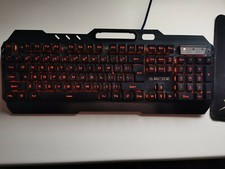 Tastiera gaming + mouse rgb + tappetino