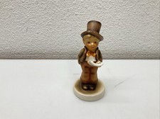 Vintage Goebel Hummel Figurine “Street Singer” #131 Germany