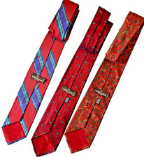 3 CRAVATTE VALENTINO  GARAVANI  DI SETA PURA -VINTAGE-CLASSICHE FANTASIA E RIGHE