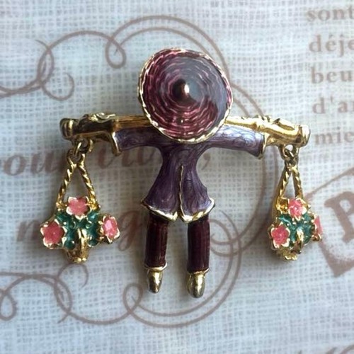 Spilla venditore fiori vintage