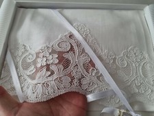 Elegantissimi Asciugamani 1+1 in puro lino con ricamo Rebrode' Francese