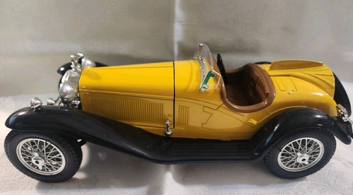 Bburago alfa romeo 2300 spider - bburago,
