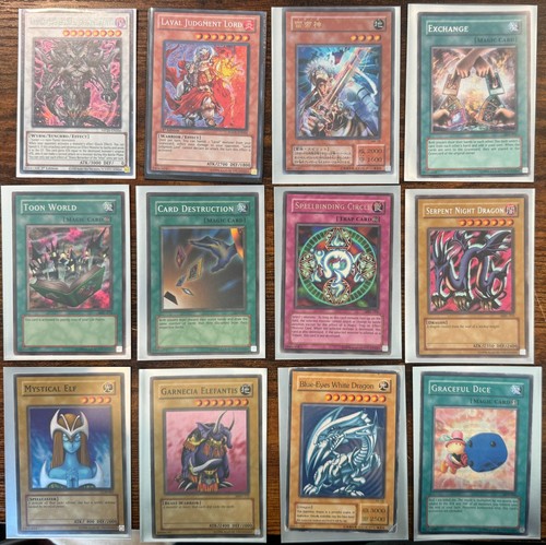 Lotto di 12 carte - yu-gi-oh,