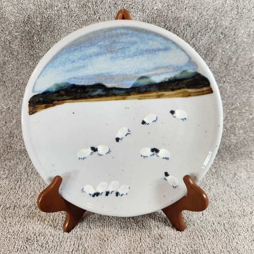 Piatto paesaggio pecore gres