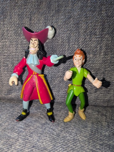 Peter pan captain hook - e,
