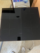 piano cottura Bosch a induzione con superficie in vetroceramica Schott Ceran