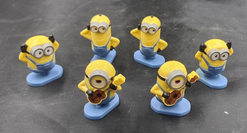 Nestle minions figures - nestle, used
