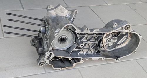 Carter motore blocco 8253595
