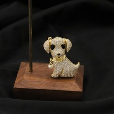 L17 Spilla Dorata Cane