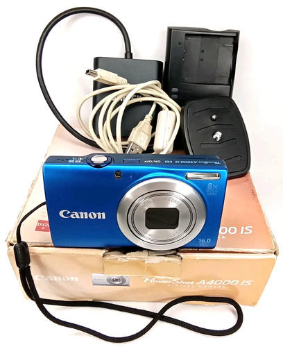 Fotocamera digitale compatta