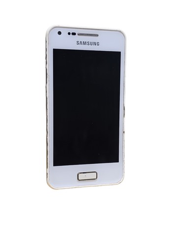 Cellulare non testato - , –
